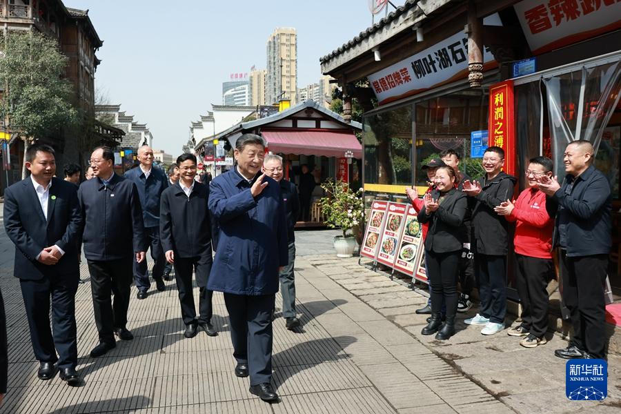 http://www.news.cn/politics/leaders/20240321/007e6a576c034738a143412664a02480/zqrUJuFXutyj2HlA.jpg