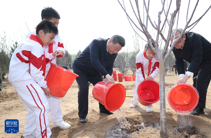 http://www.news.cn/politics/leaders/20240403/fe2512aaeaab4964a0a421a1dee3abb9/A9EDdN1k85GOQo4Q.jpeg